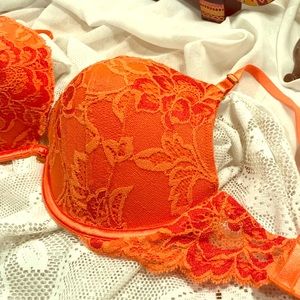 Victoria’s Secret Very Sexy bra- orange-36D